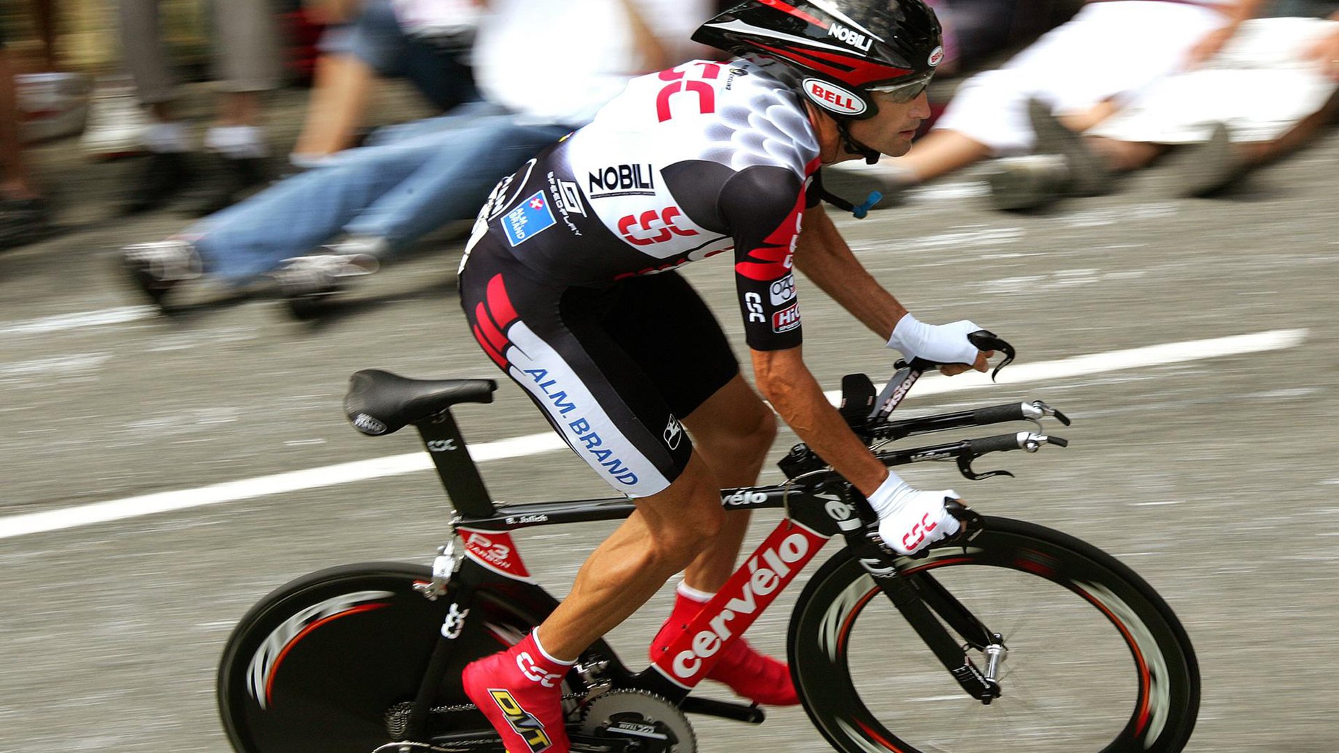 禁赛风波席卷体坛，明星选手遭重罚，职业生涯面临转折